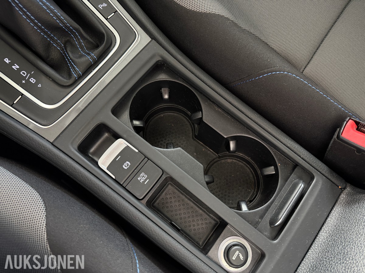 2016 VOLKSWAGEN E-GOLF ACC RYGGEKAMERA NAVI LED