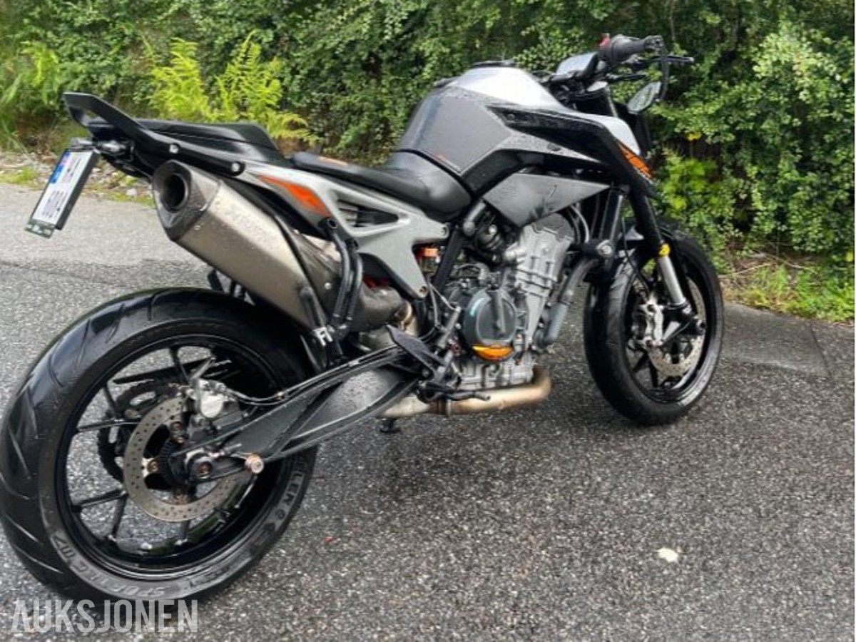 2019 KTM 790 Duke - – Fullservice, K-Tech demper, Akrapovic