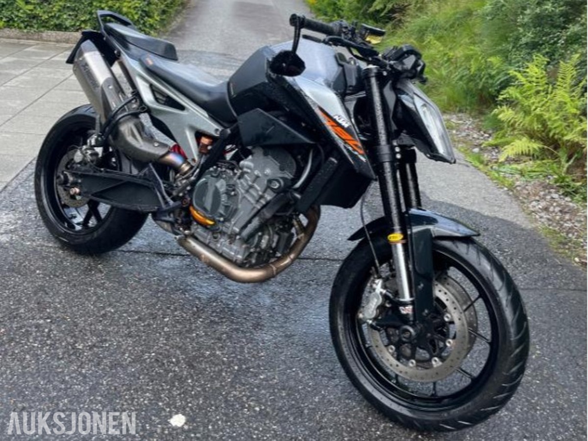 2019 KTM 790 Duke - – Fullservice, K-Tech demper, Akrapovic