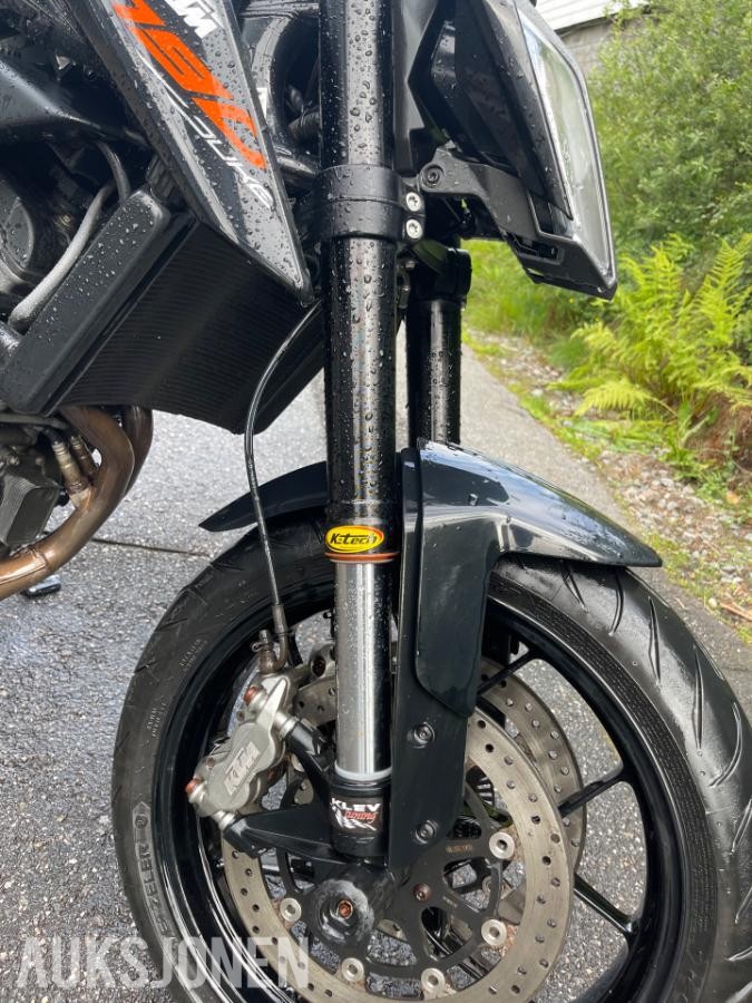 2019 KTM 790 Duke - – Fullservice, K-Tech demper, Akrapovic
