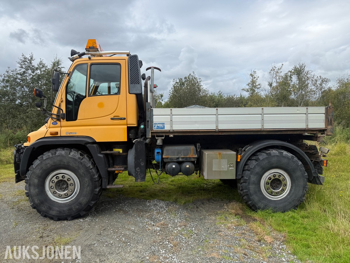 2002 Mercedes-Benz Unimog - terrenggående lastebil