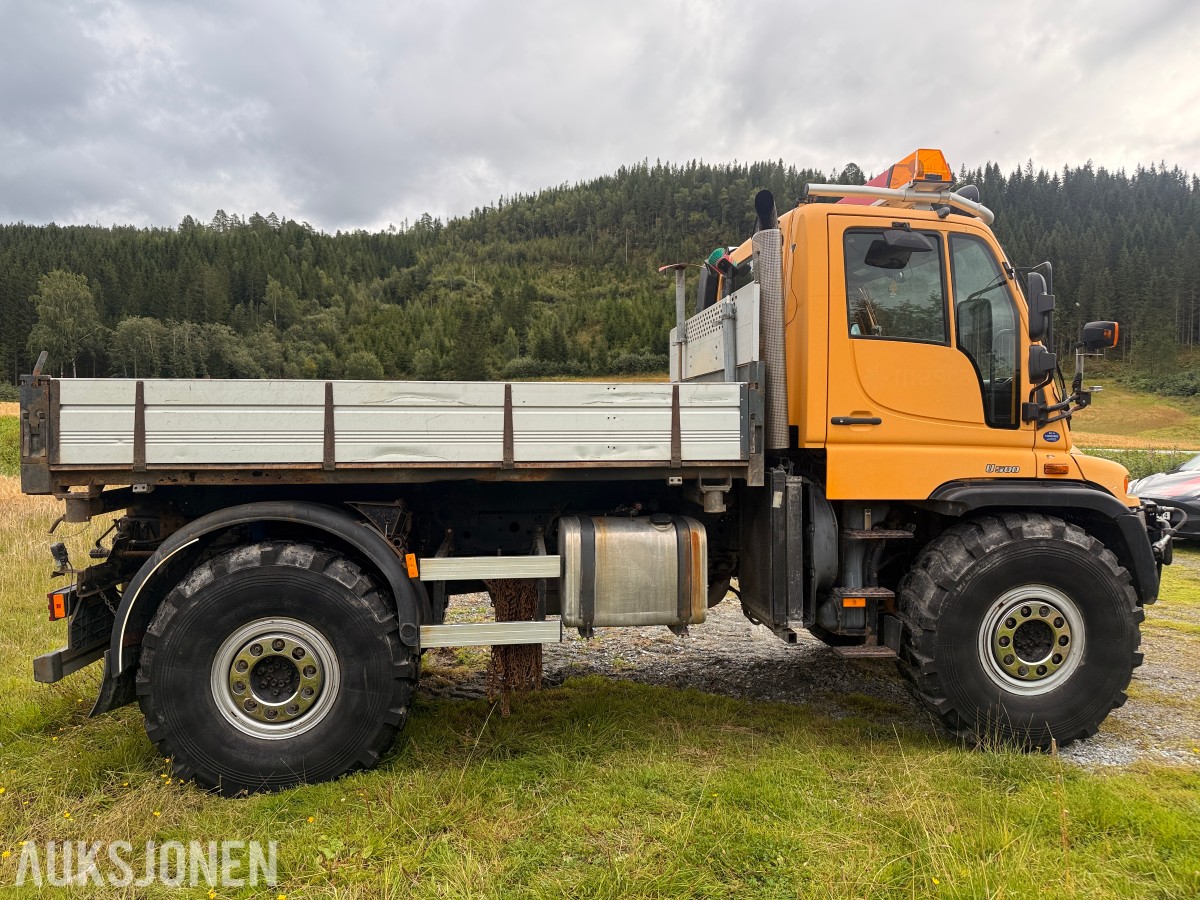 2002 Mercedes-Benz Unimog - terrenggående lastebil