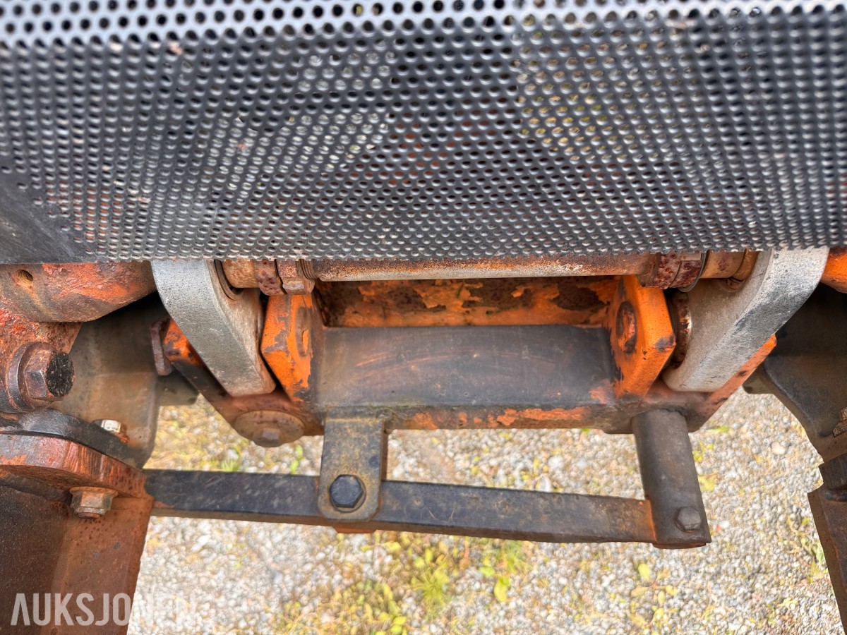 2002 Mercedes-Benz Unimog - terrenggående lastebil