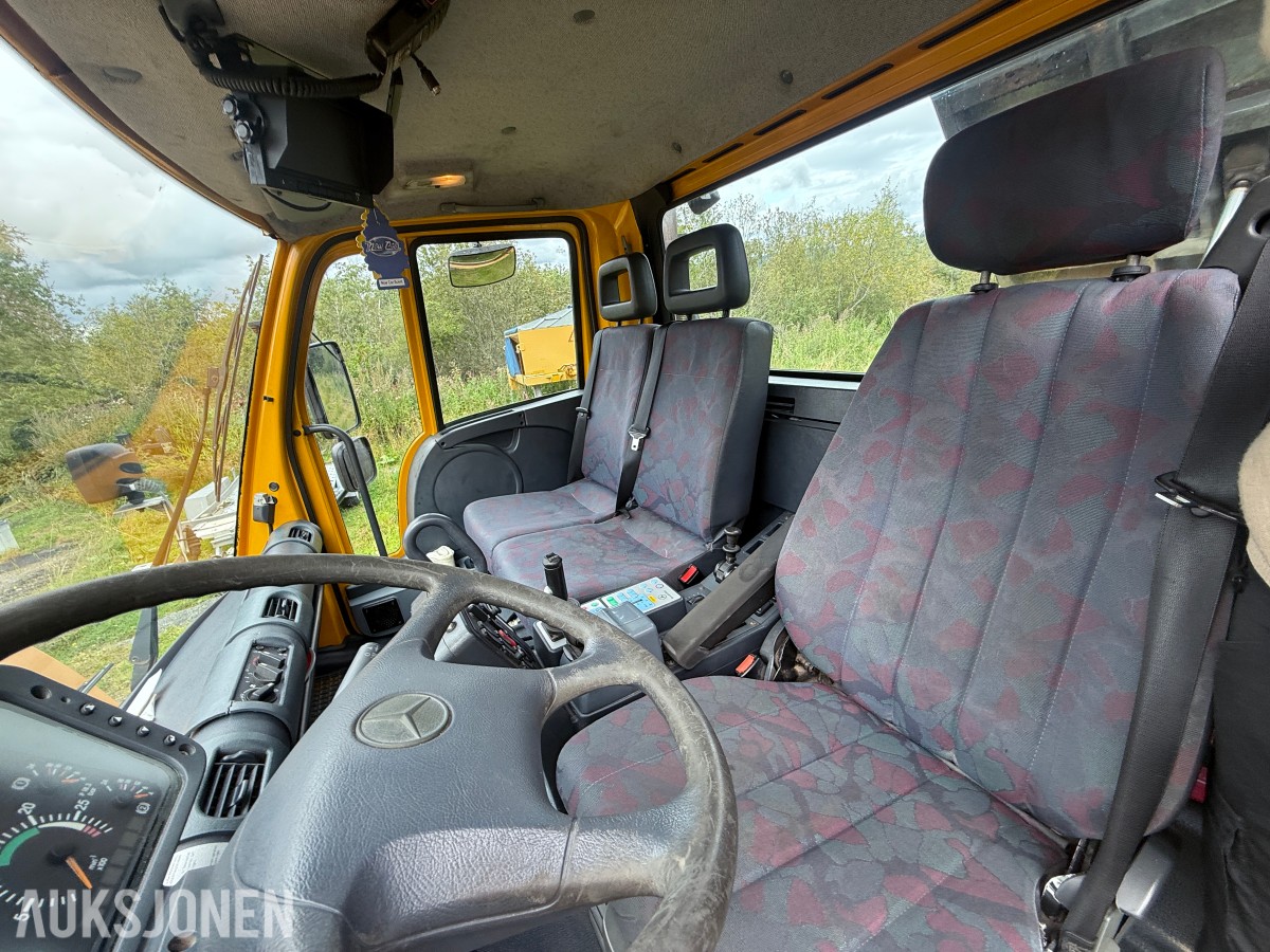 2002 Mercedes-Benz Unimog - terrenggående lastebil