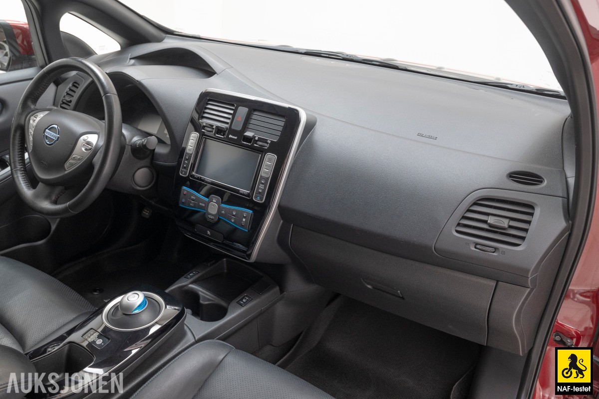 2017 Nissan LEAF 30 KWH NAVI CRUISE 360-KAMERA VARME DAB SKINN