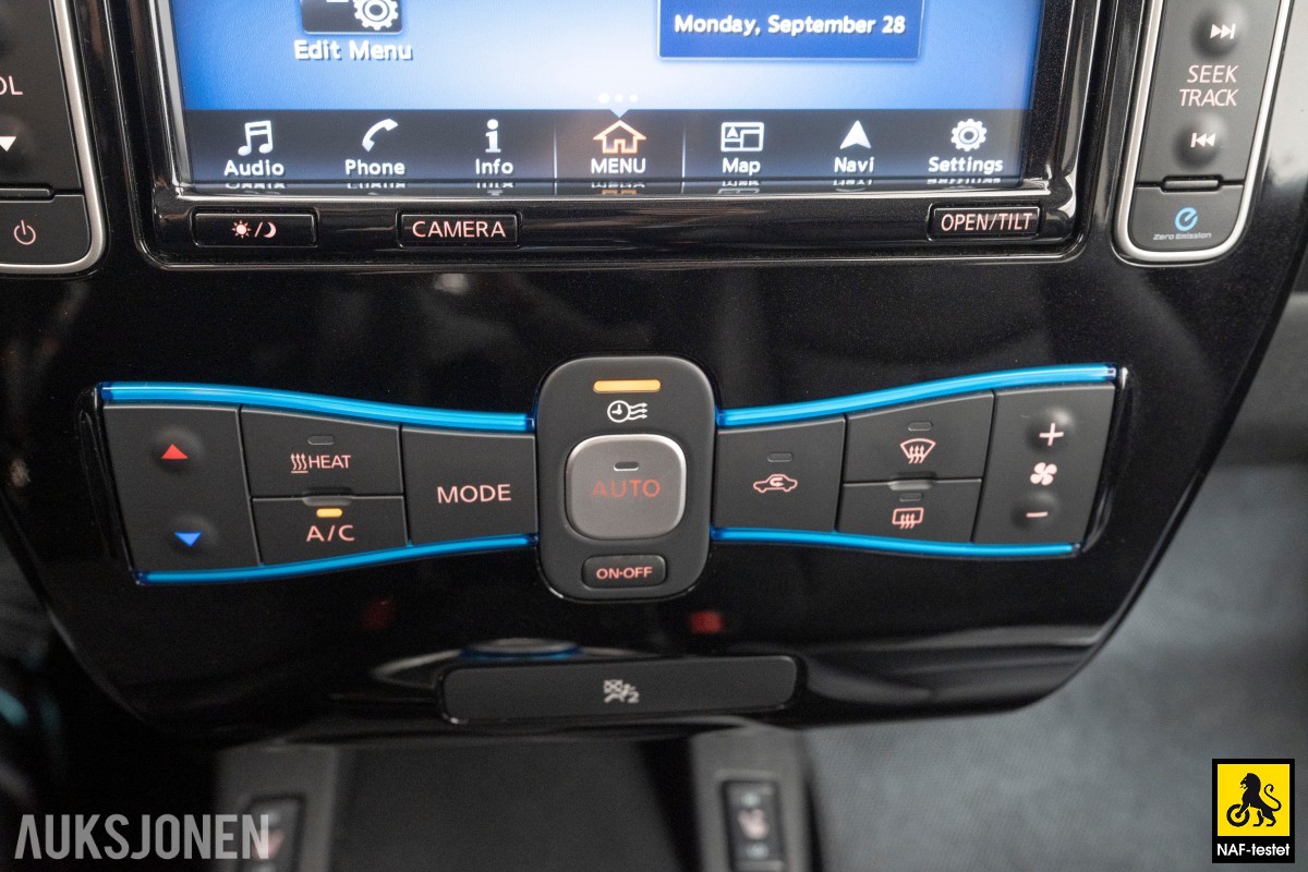 2017 Nissan LEAF 30 KWH NAVI CRUISE 360-KAMERA VARME DAB SKINN