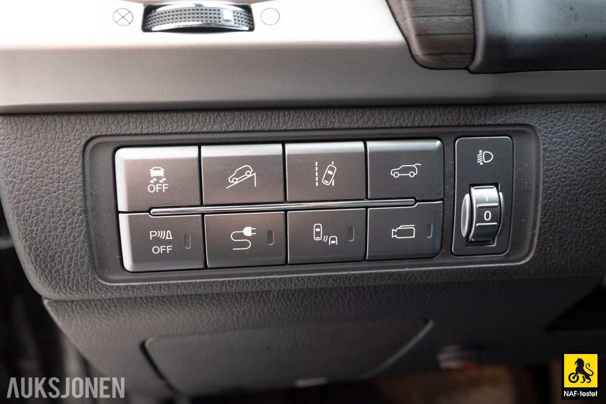2018 Ssangyong Rexton 2,2D 181HK 4WD AUT HENGERFESTE NAVI SKINN KAMERA