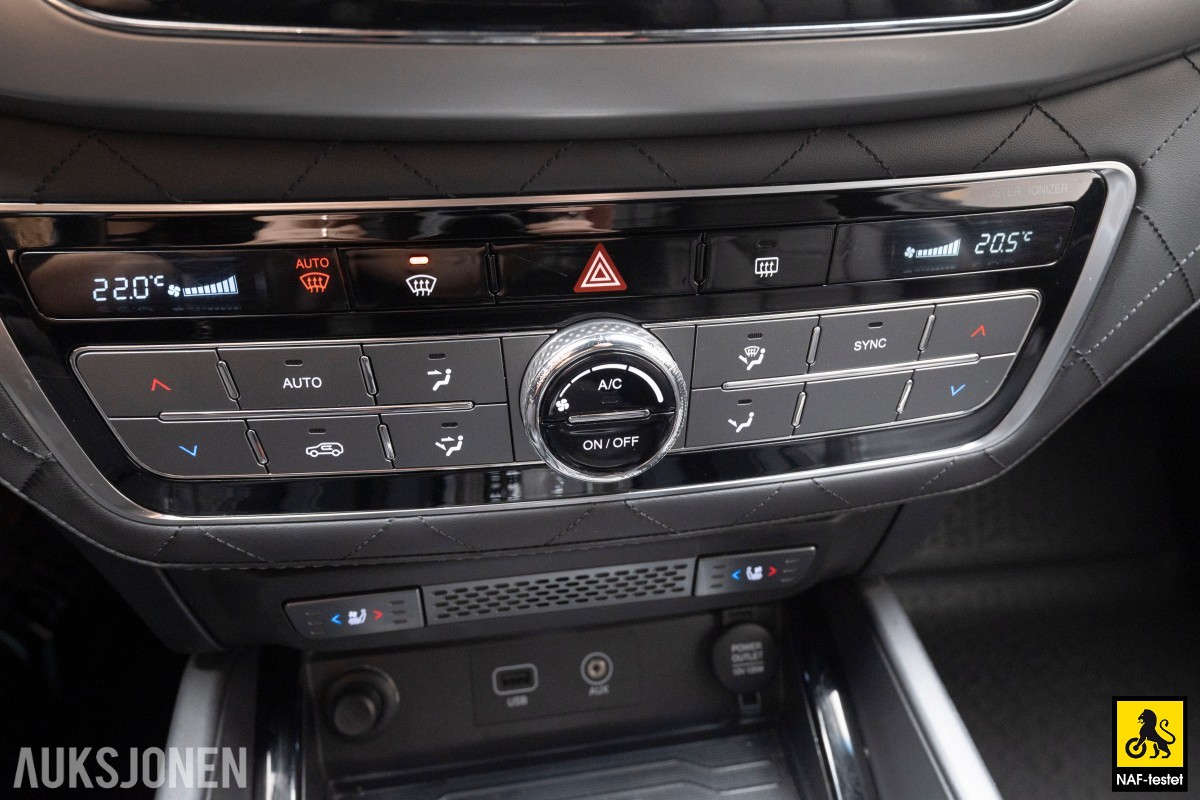 2018 Ssangyong Rexton 2,2D 181HK 4WD AUT HENGERFESTE NAVI SKINN KAMERA