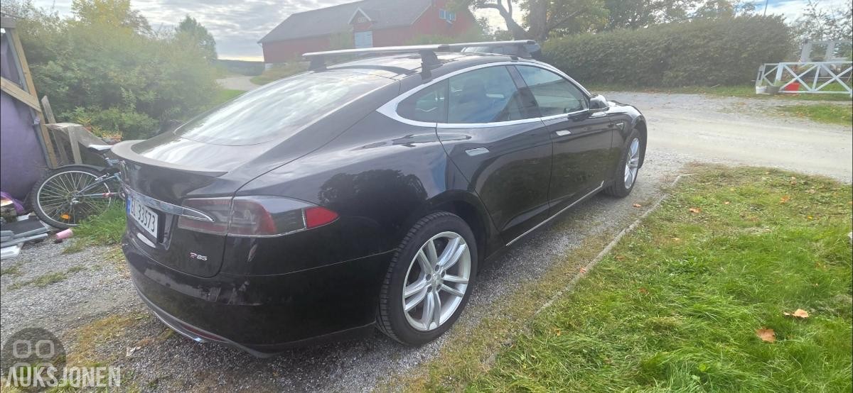 2014 Tesla MODEL S P85 Cruisekontroll, Ryggekamera, Panorama soltak
