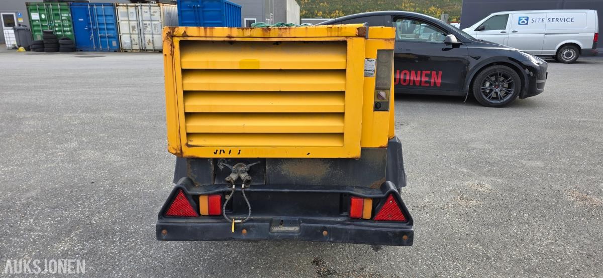 2003 Atlas Copco XAS 66