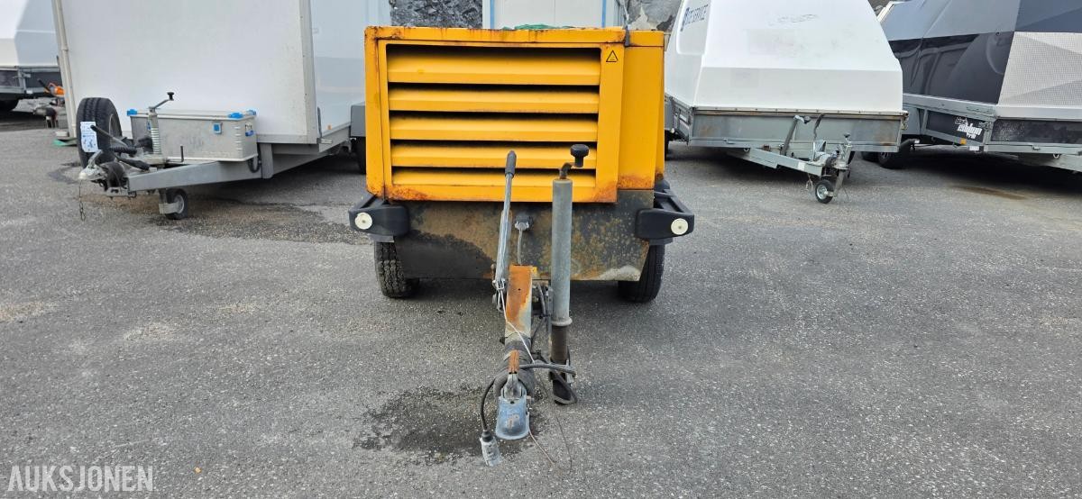 2003 Atlas Copco XAS 66