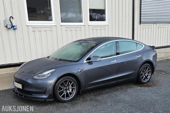 2020 Tesla Model 3, Long Range AWD, 129000km, Automat, Ryggekamera, Skinninteriør, EU OK til 09.2028