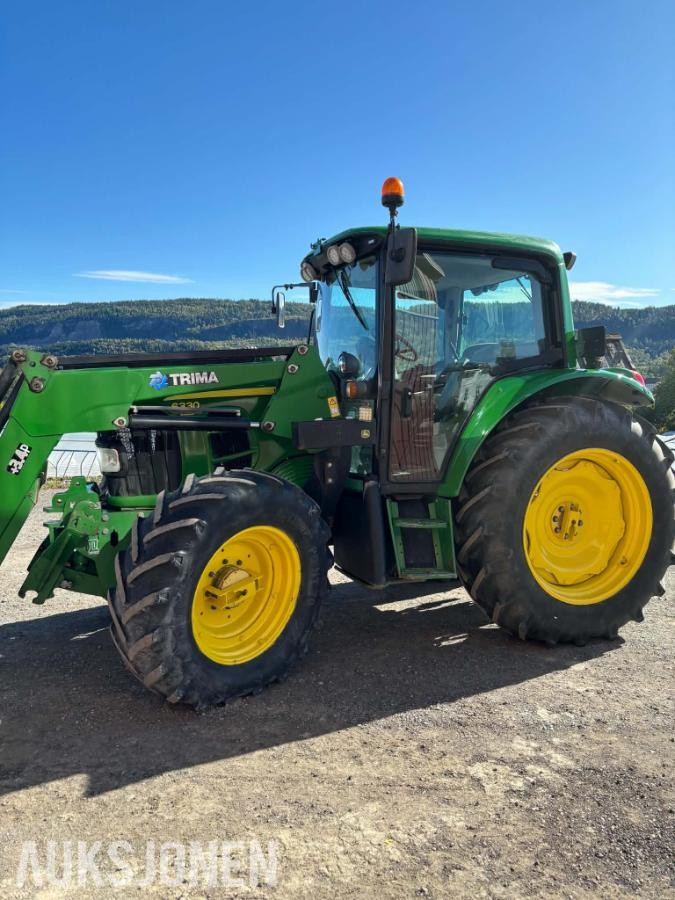 2012 John Deere 6330 Premium 40 km / En eier / Servicehistorikk