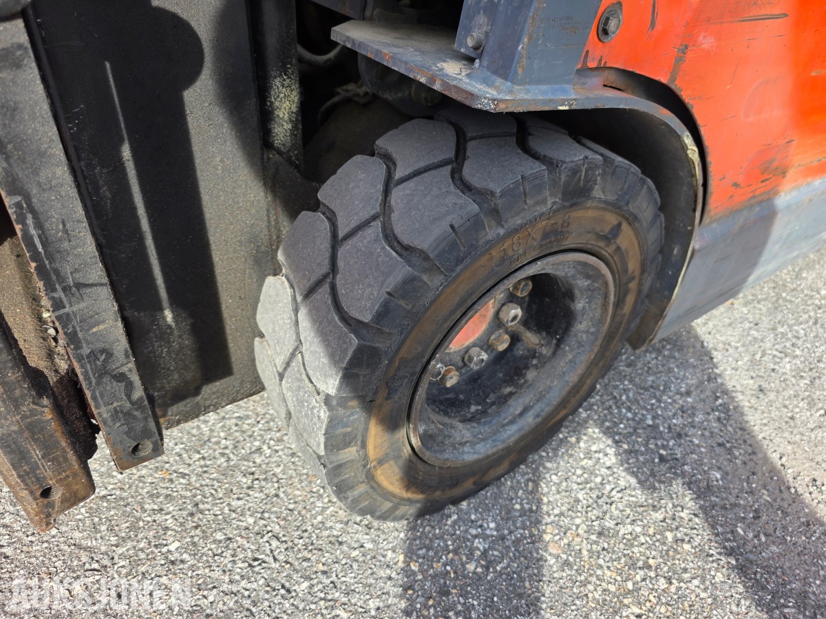 2000 Toyota 5FBE15 truck 1,5 tonn
