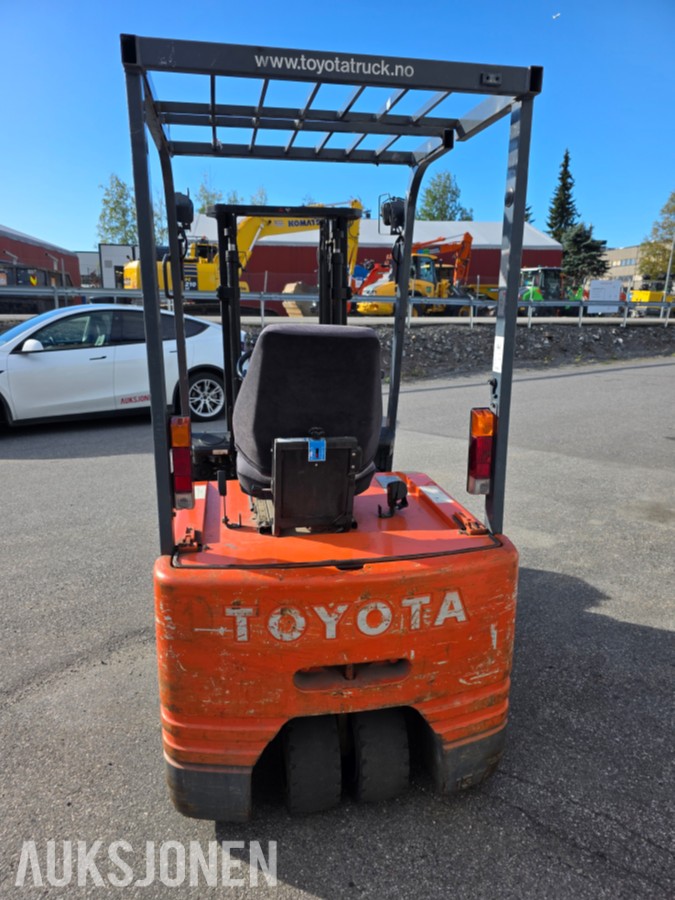 2000 Toyota 5FBE15 truck 1,5 tonn