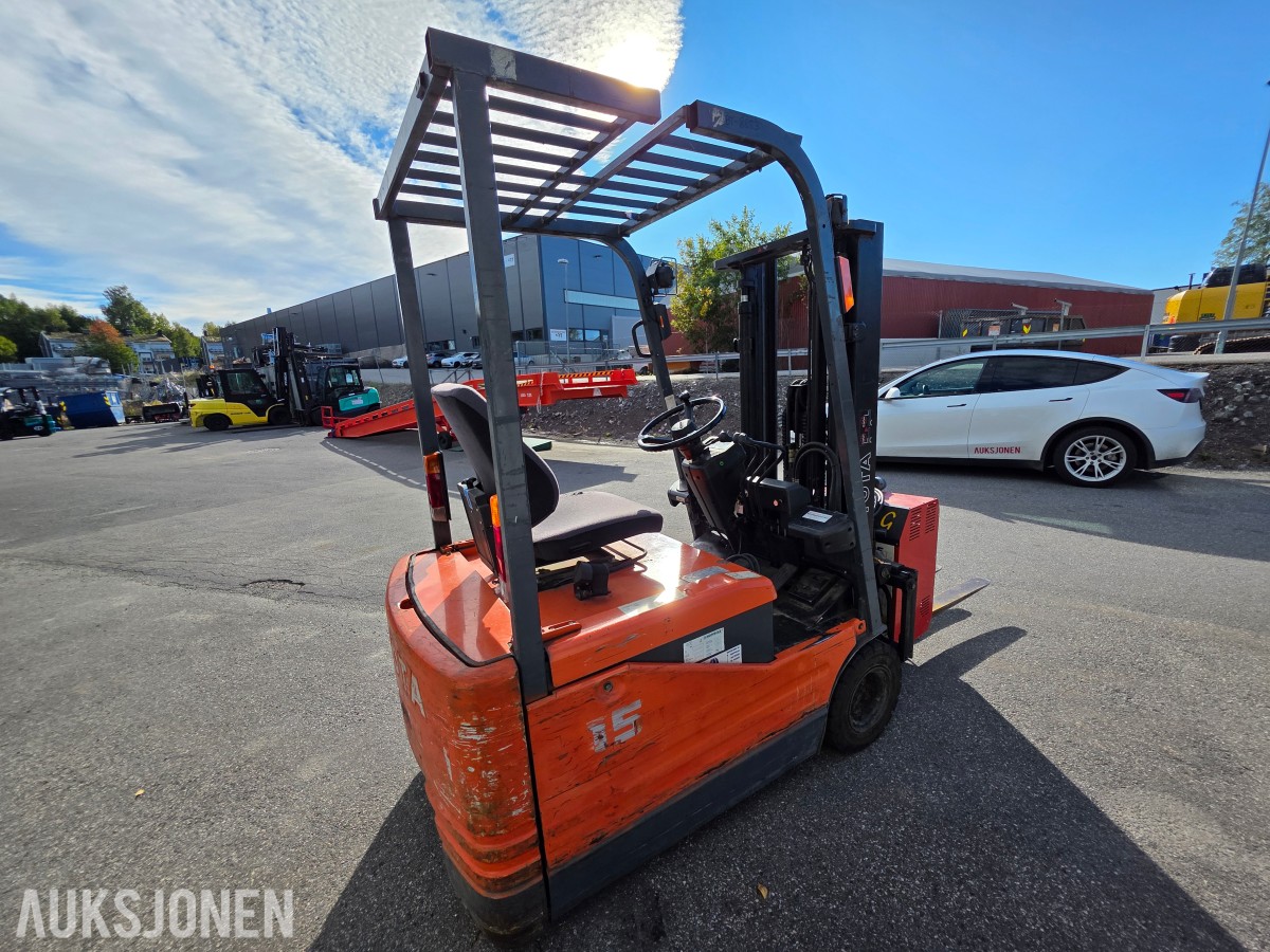 2000 Toyota 5FBE15 truck 1,5 tonn