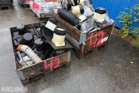 2 PALLER SKARPNES TAKHATT SOIL FOR DOBBELKRUM TAKSTEIN - PALLER MERKET 42