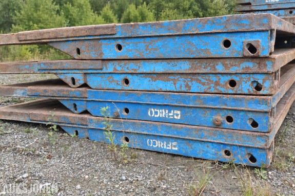14 stk komplette Mabey JC40 Grøftekasser 3,5 × 2,6 mete med forhøyningspaneler 3,5 × 1,5 meter
