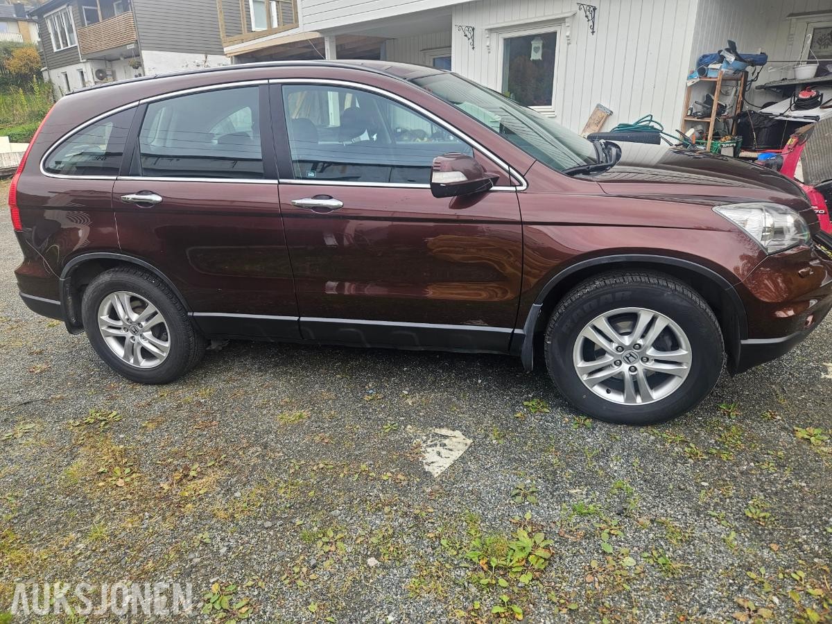 2011 Honda CR-V 2.2 Diesel 150hk 4WD Cruisekontroll, Hengerfeste S+V Dekk