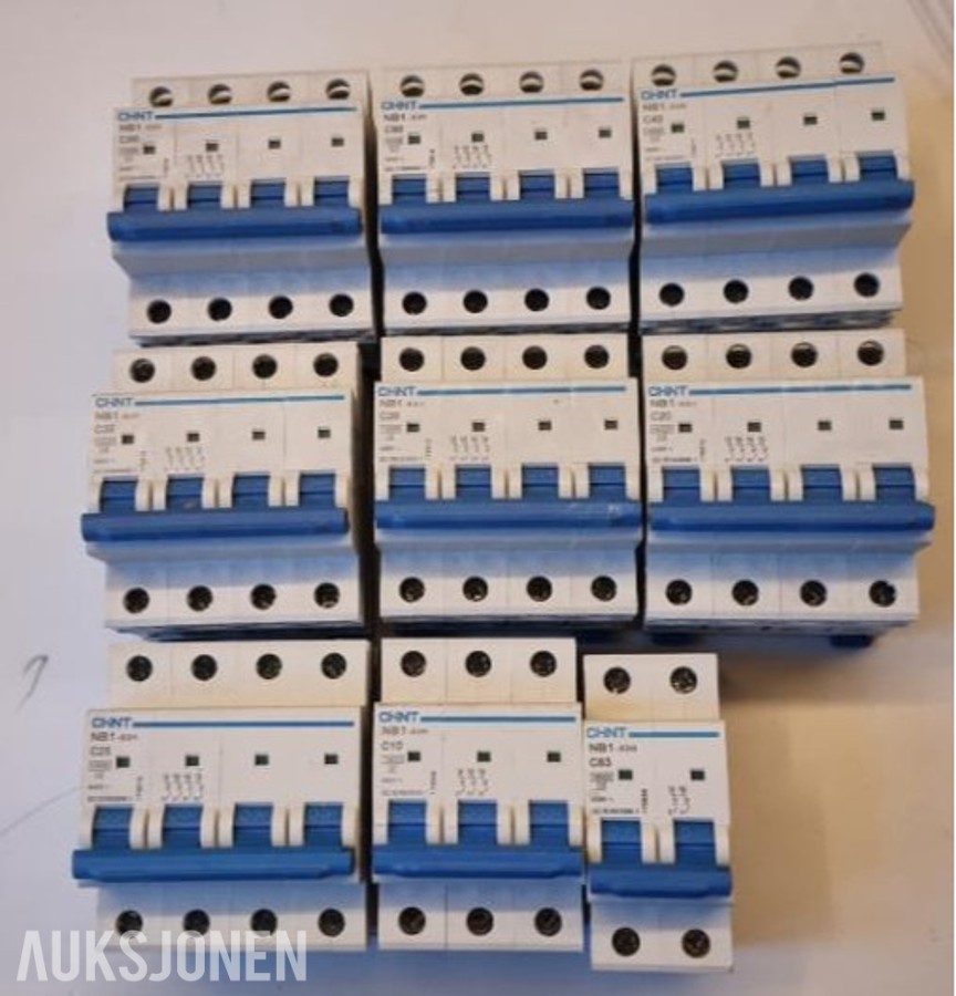 Chnt sikringer / automatsikringer, ca 68-73 stk