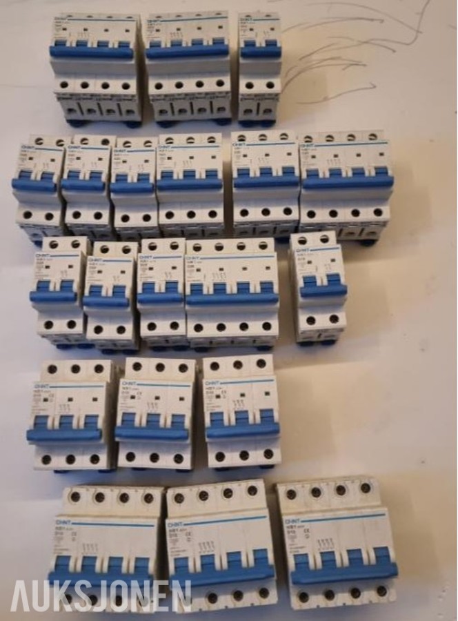 Chnt sikringer / automatsikringer, ca 68-73 stk