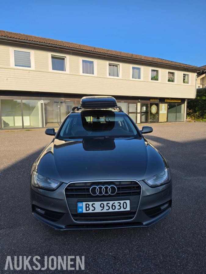 2014 Audi A4 2.0 120hk manuell navigasjon eu ok 08.2028