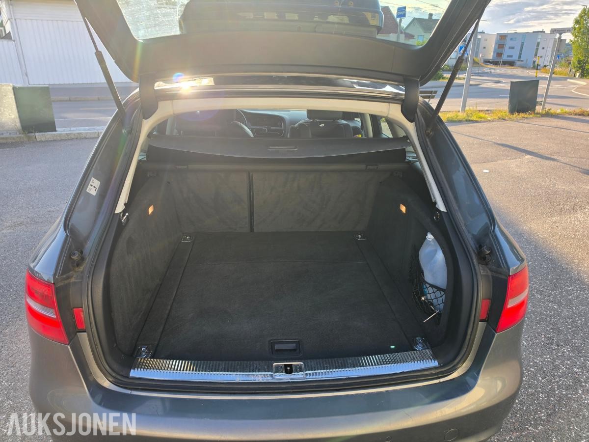 2014 Audi A4 2.0 120hk manuell navigasjon eu ok 08.2028
