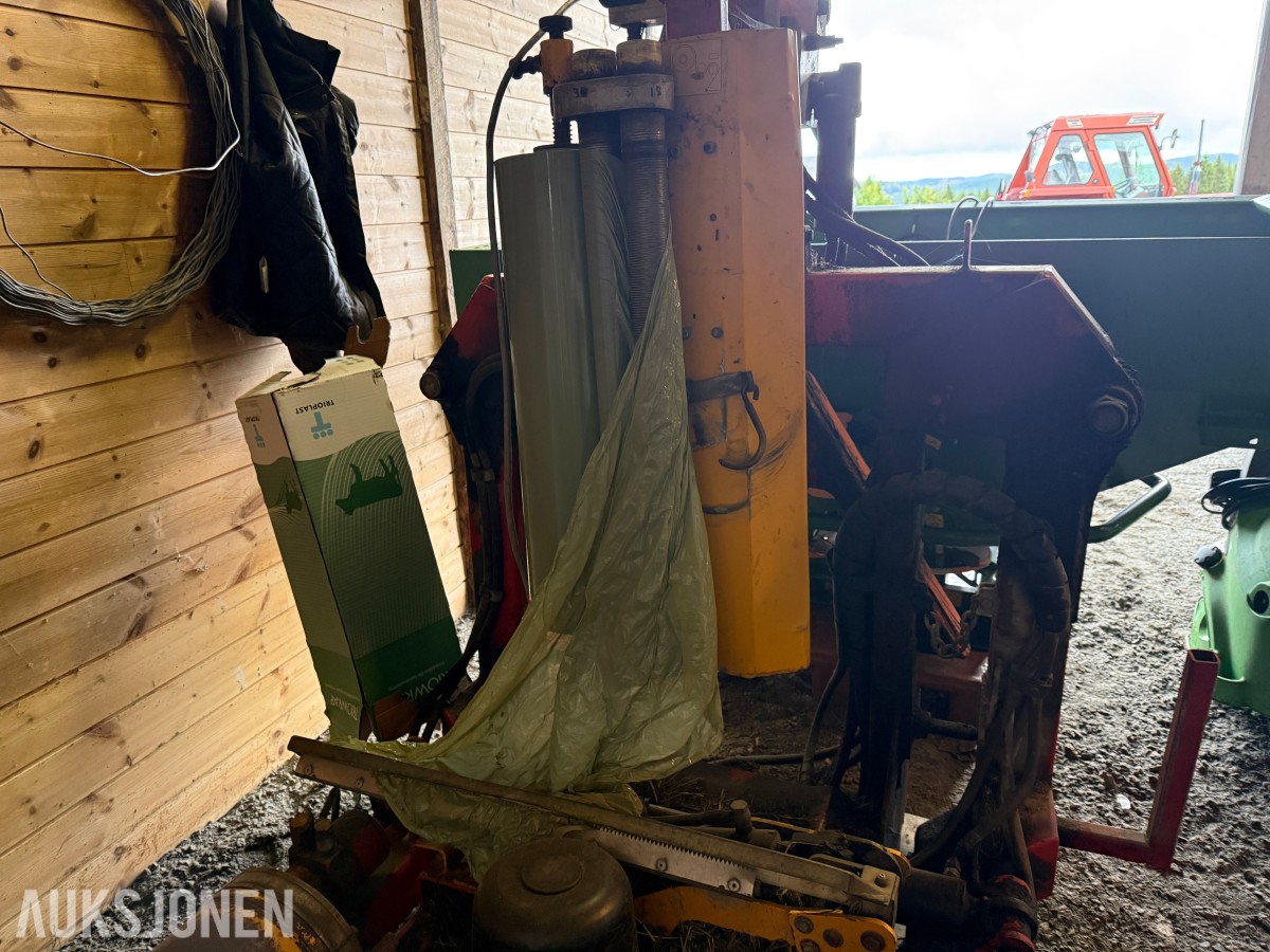 2000 Tellefsdal Rundballepakker Auto Wrap 1300