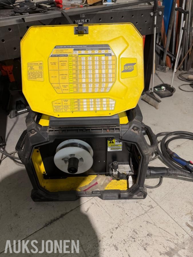 Esab Rebel 235 ic multiprosess apparat