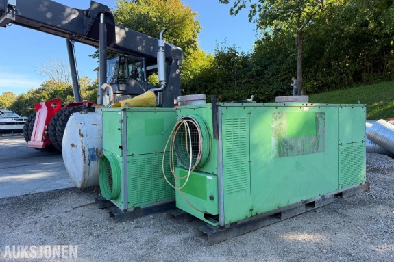 2 stk. Polartherm HTL 250 dieselvarmere 195 kW med 3150 l tank og varmerør