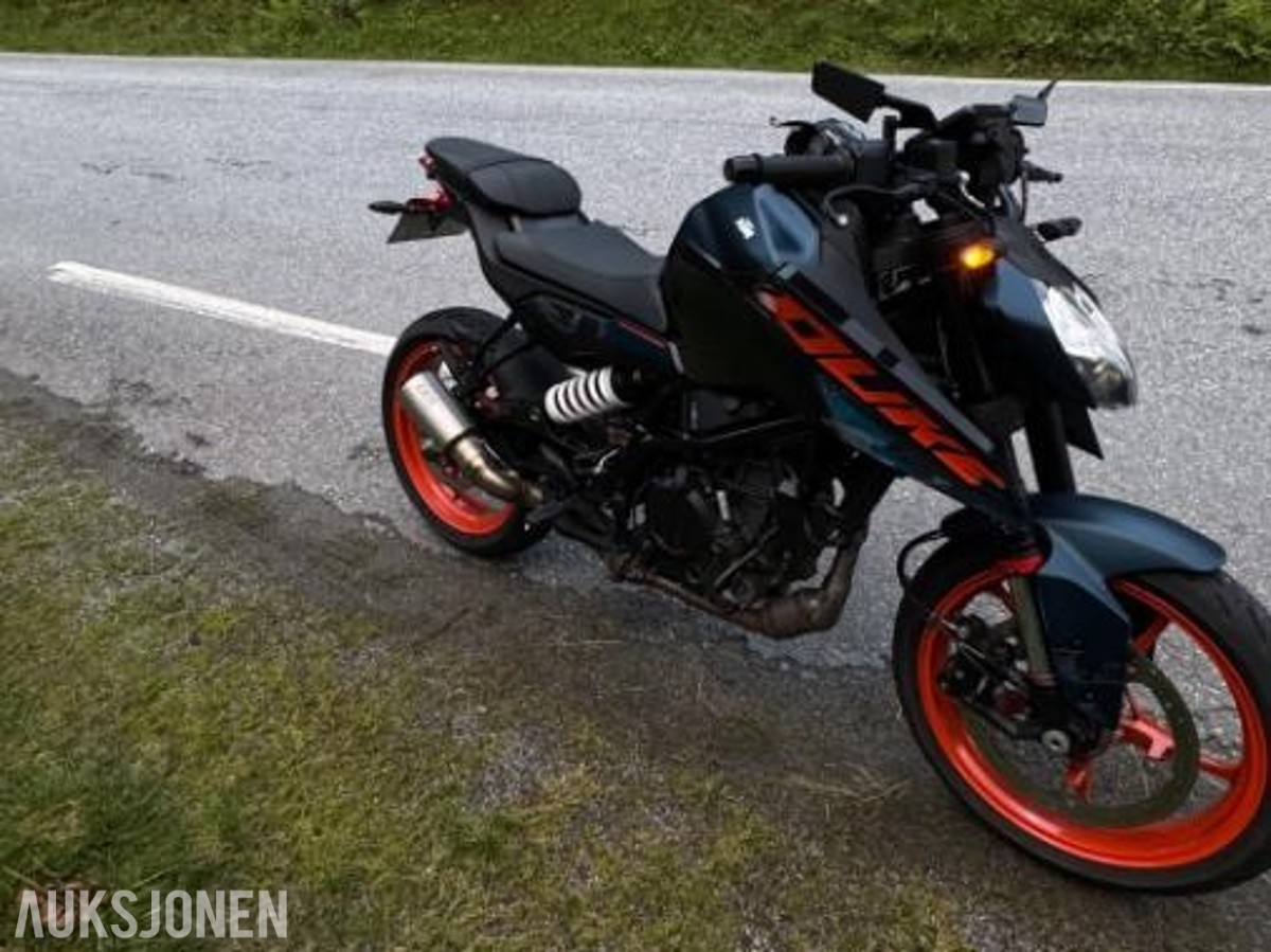2024 KTM 125 Duke