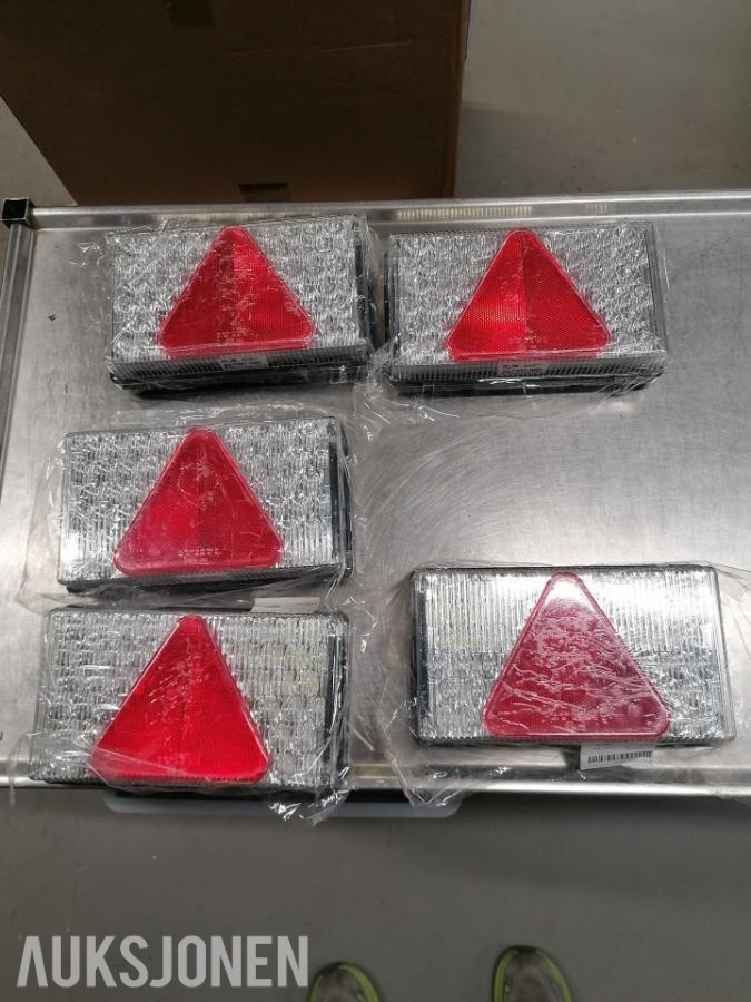 Helt nye Aspöck Multiled baklamper 7 pin ass2 kontakt