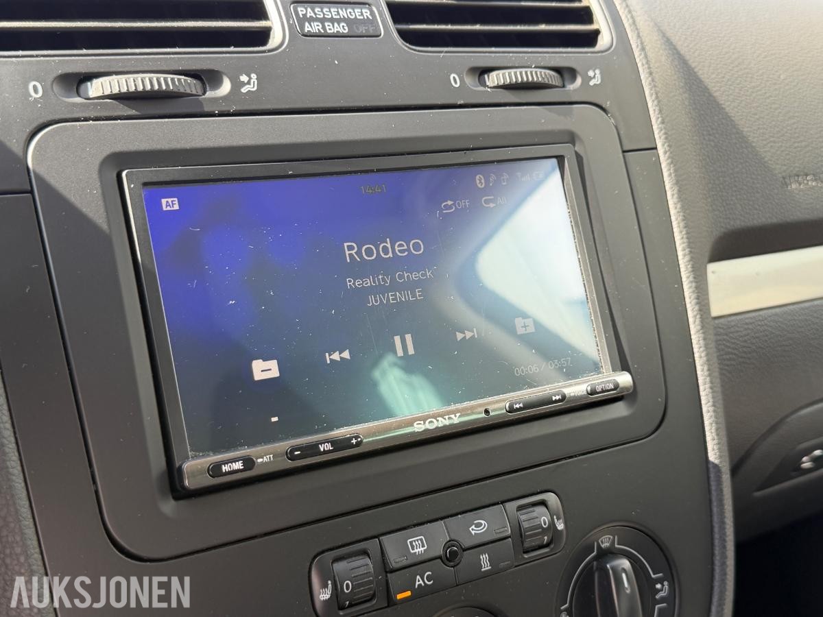 2008 Volkswagen Golf 1.9 105hk takrails dab+ hengerfeste s+v dekk
