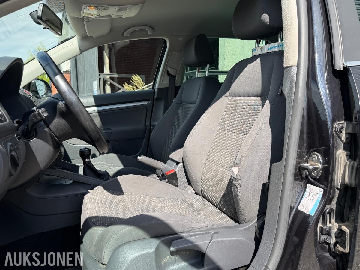 2008 Volkswagen Golf 1.9 105hk takrails dab+ hengerfeste s+v dekk