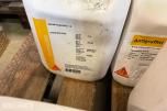 Parti med antigraffitimidler – Sika Antigrafitti 24-7, SikaAntigraffiti-15 og AGS 3502