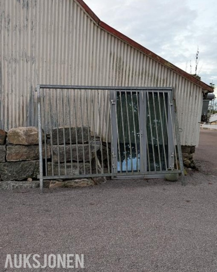 Stål port 3 x 2,5m - ingen minstepris
