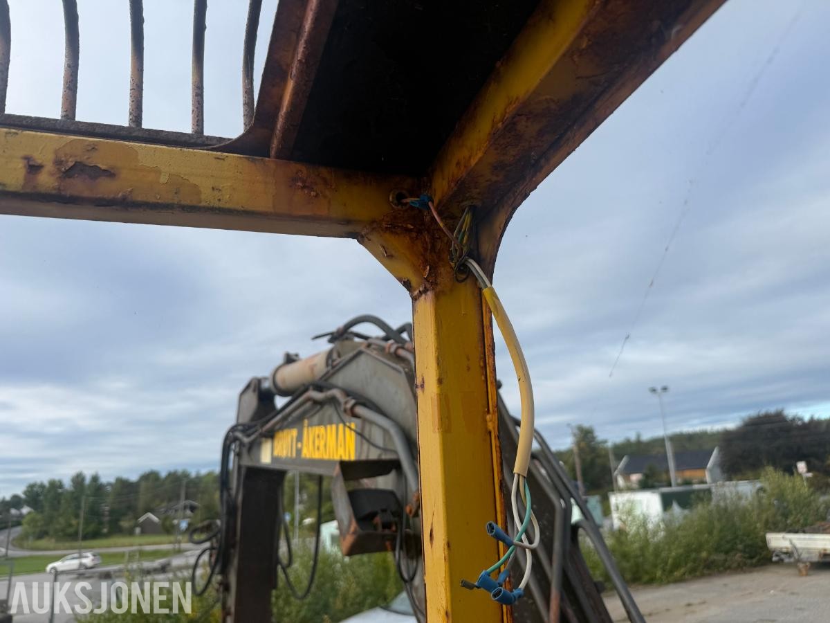 1984 Åkerman H3MB hjulgraver, S50 feste, lang stikke og graveskuffe