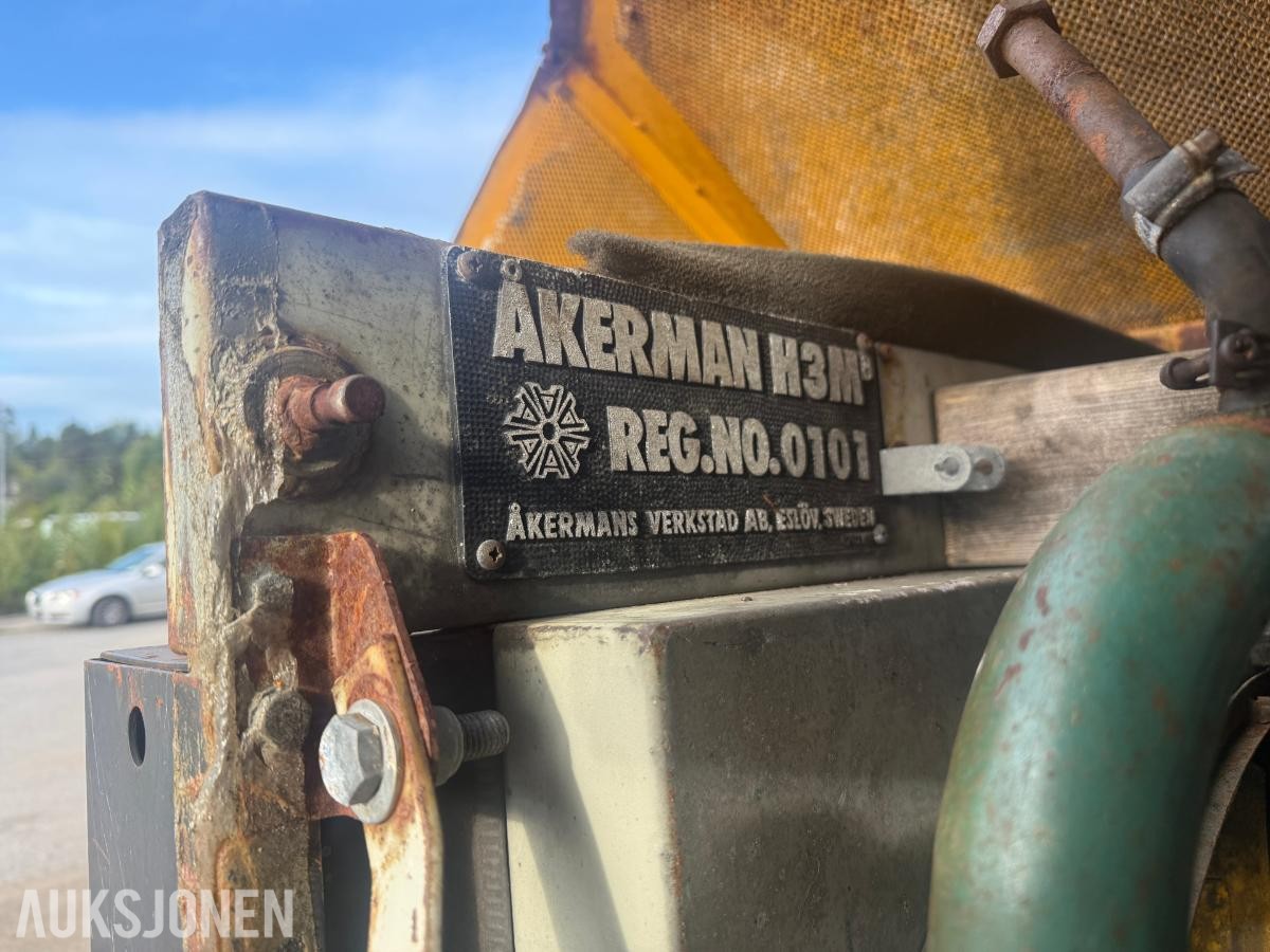 1984 Åkerman H3MB hjulgraver, S50 feste, lang stikke og graveskuffe