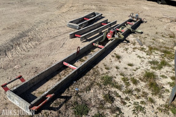 2013 SWEPAC VIBRATORBJELKE MED OLI MOTOR OG FORLENGERE CA 5,2 M + SEKSJONER