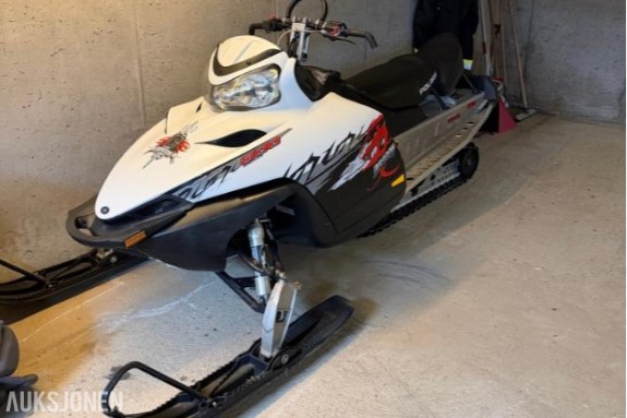 2009 Polaris Dragon Switchback snøscooter