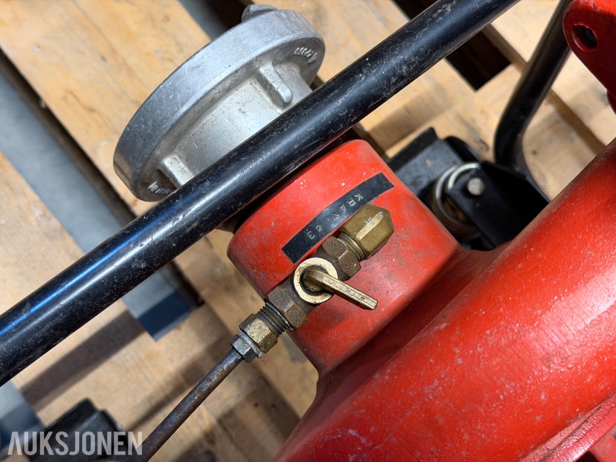 Homelite 2 1/2 Trykkpumpe, Diesel, Sugeslange 3 meter
