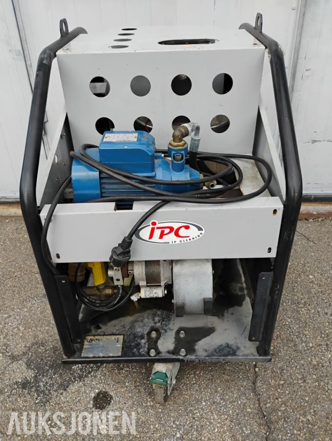 2005 Ipc firebox hotbox, IPC fire 30