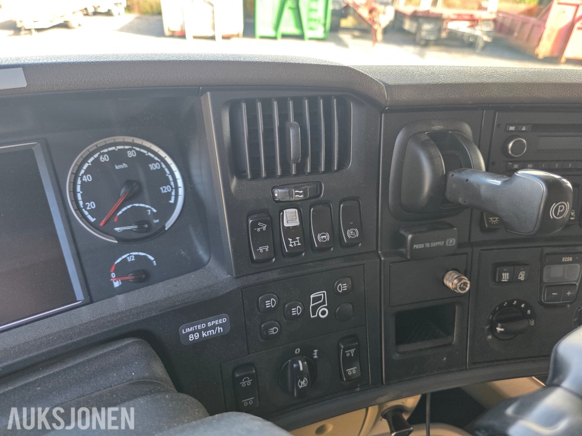2011 Scania R 560 6X2 423 906 km-nylig EU-Godkjent