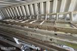 20-fots container med diverse innhold - stillas, stiger, kabler ol