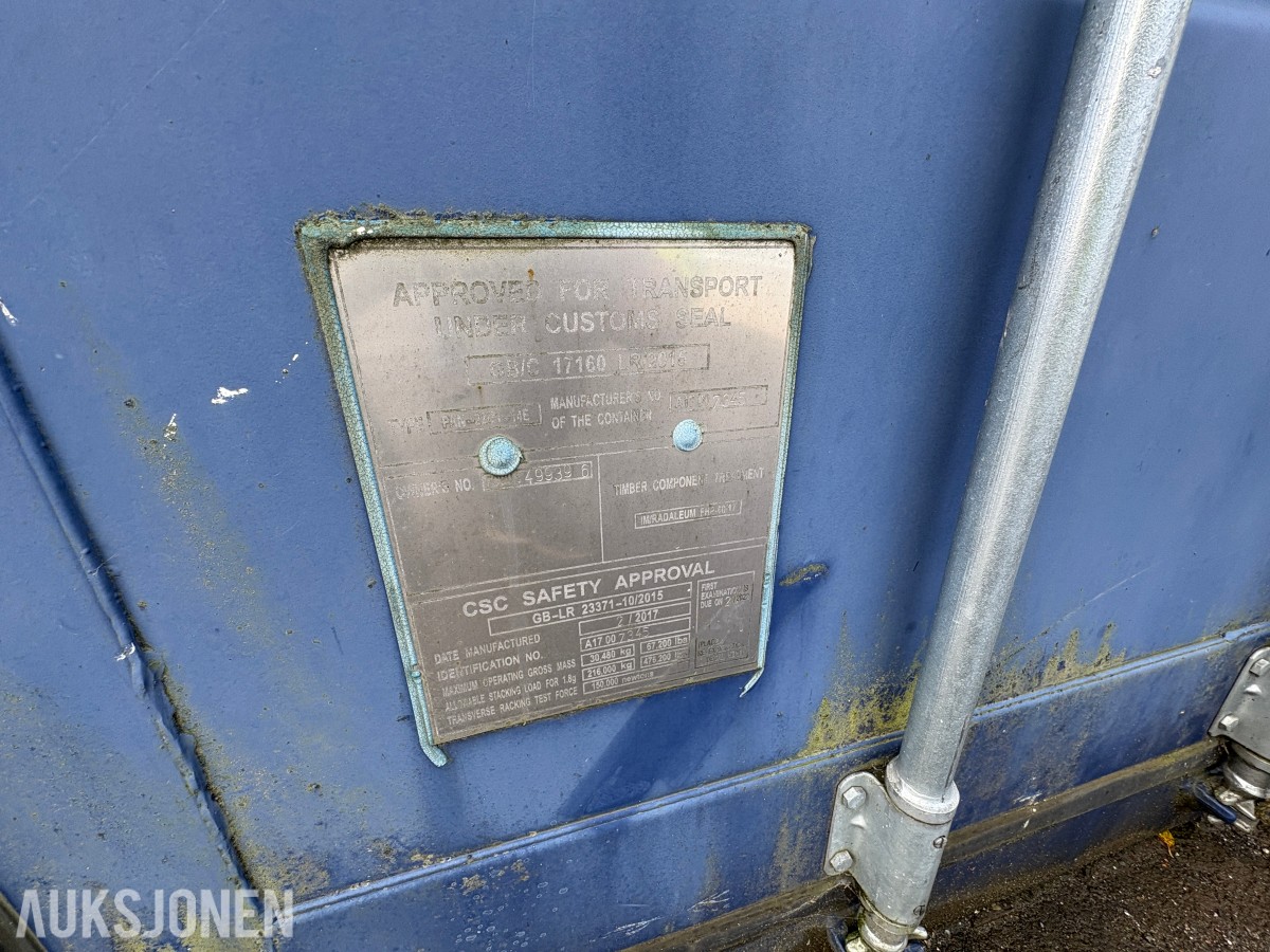 2017 20 fots container innhold / løsøre følger med