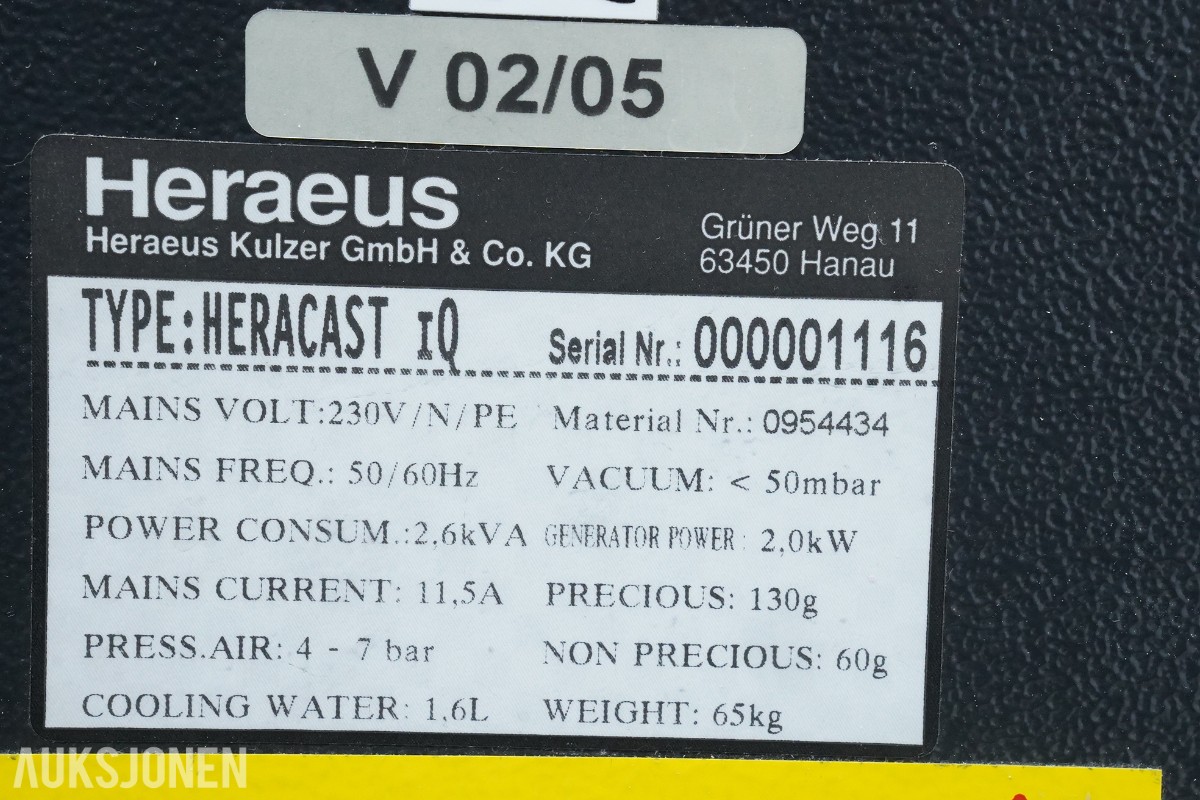 Heraeus Heracast IQ støpemaskin beregnet for dentalteknisk arbeid