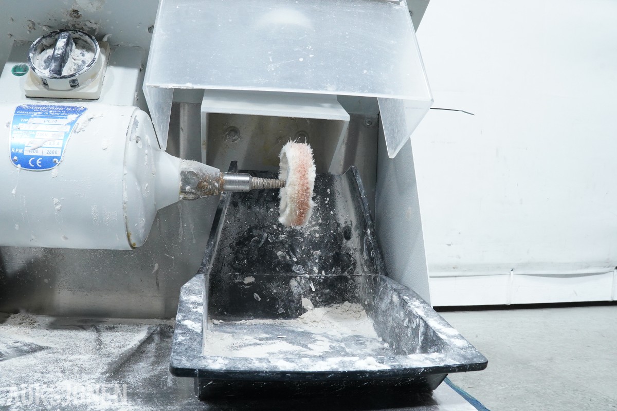 Gamberini PL/4 – dental polerings-/slipemaskin med avsug