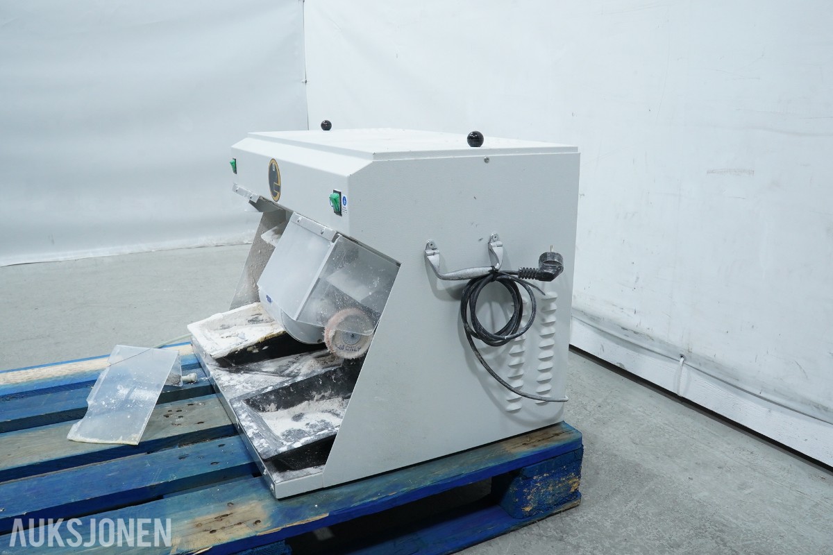 Gamberini PL/4 – dental polerings-/slipemaskin med avsug