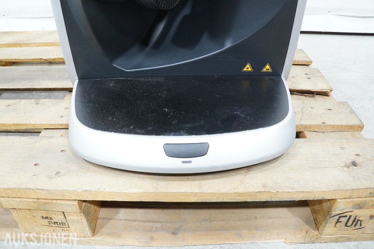 Sirona inEos X5 – dental 3D-laboratorieskanner med tilbehør