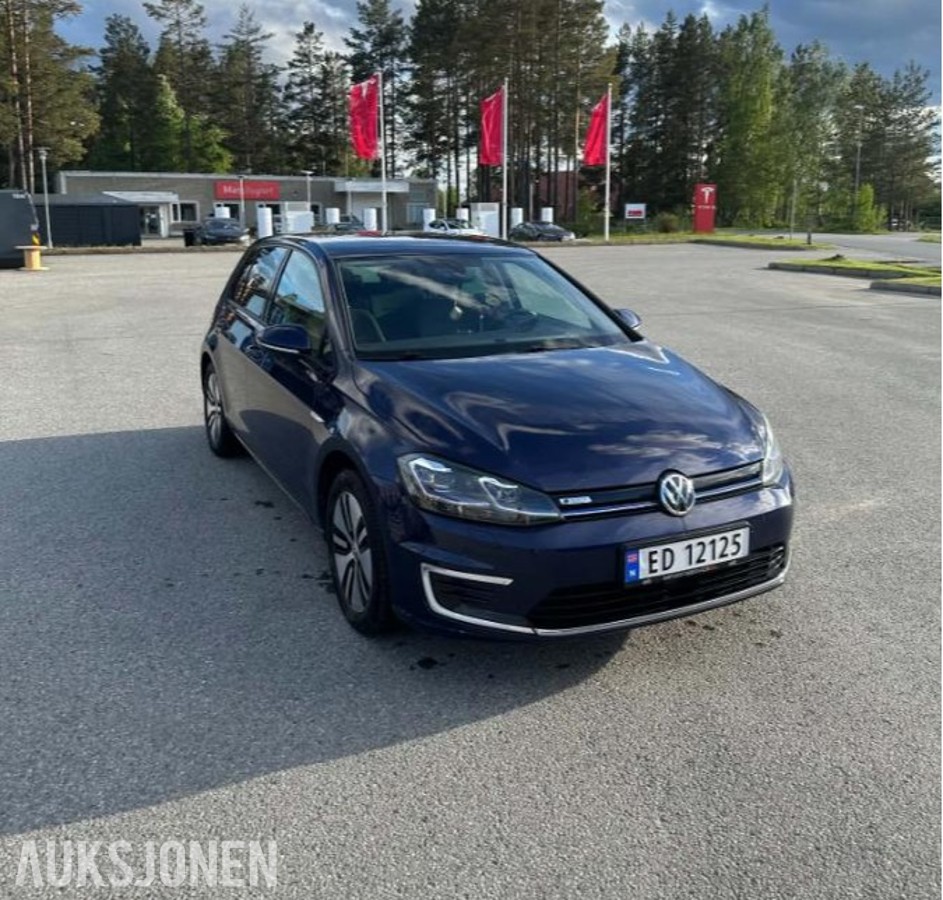2020 Volkswagen E-Golf  136hk  EU OK 01.2028   90000km 